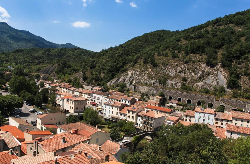 Aux Quatre Saisons Axat Panzió Kültér fotó